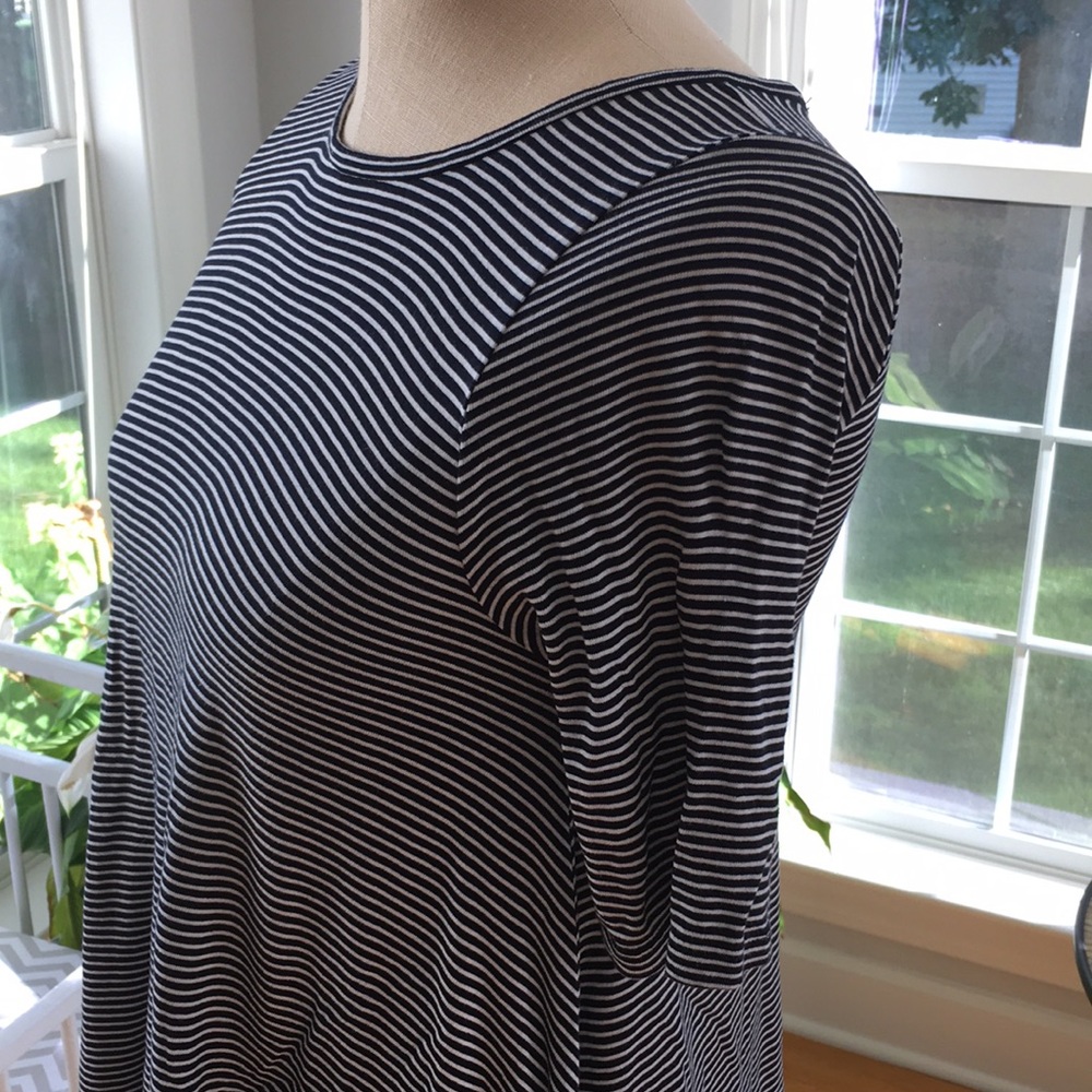 Swing tee - Picture 2 of 2